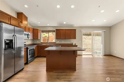2691 Semolina Loop East Wenatchee WA 98802