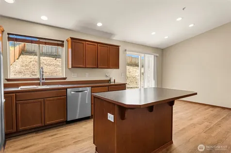 2691 Semolina Loop East Wenatchee WA 98802