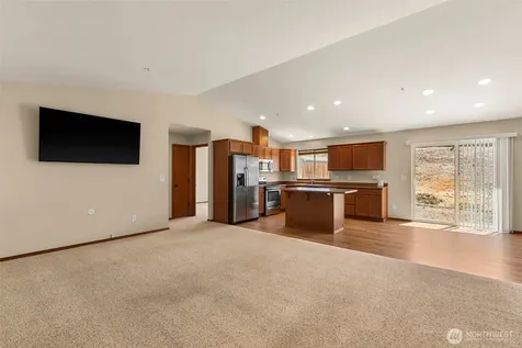 2691 Semolina Loop East Wenatchee WA 98802