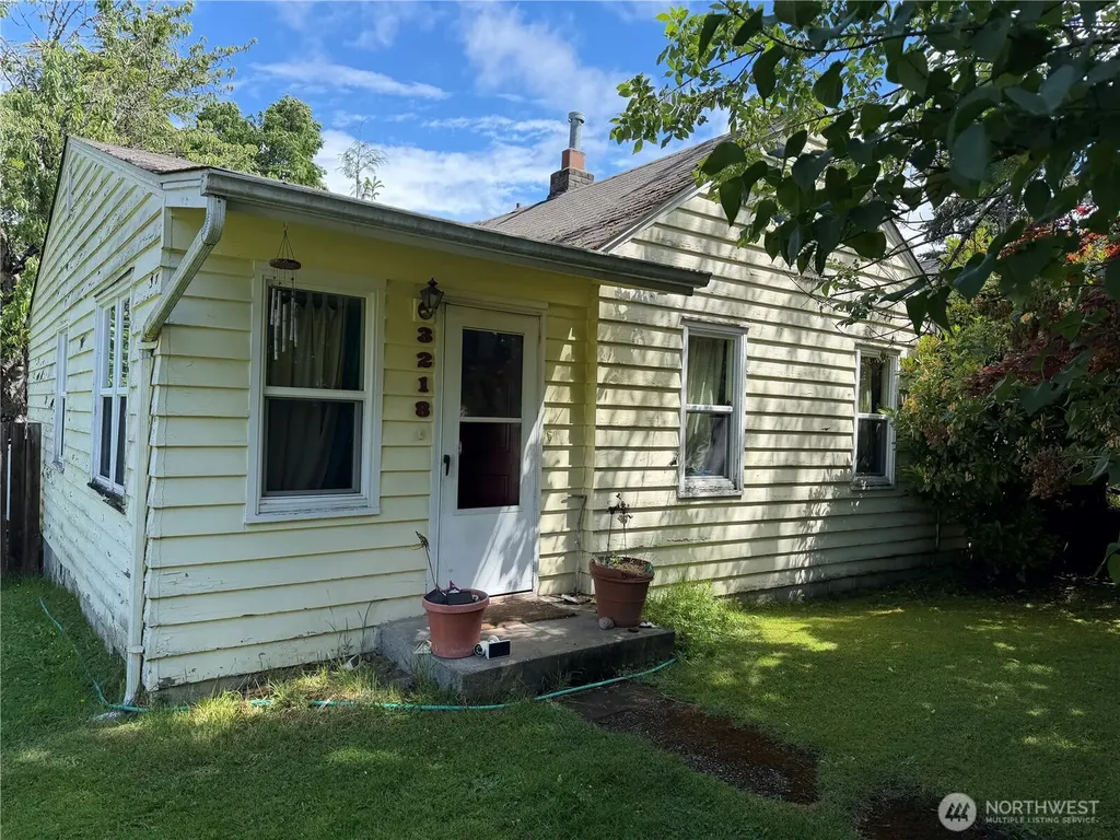 3218 NE 97th Street Seattle WA 98115