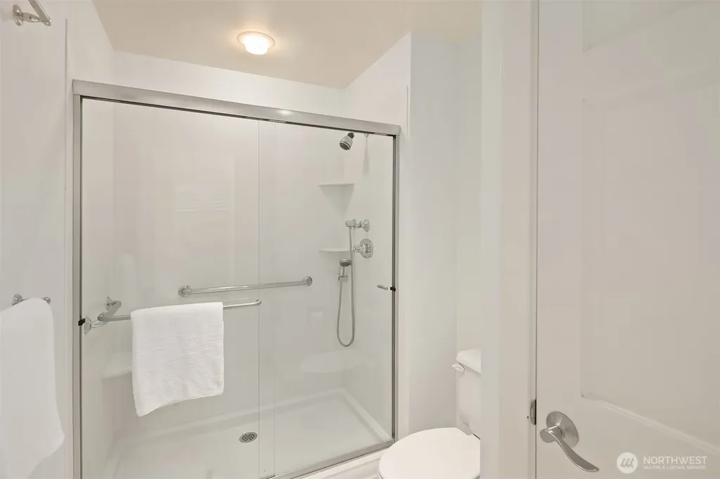 1716 Bellevue Way NE Bellevue WA 98004