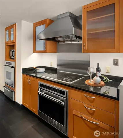 2125 1st Avenue Seattle WA 98121