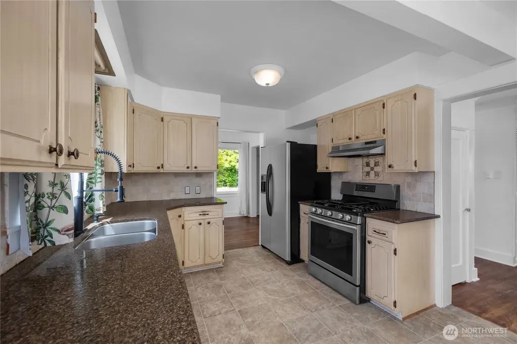 520 N Church Street Montesano WA 98563