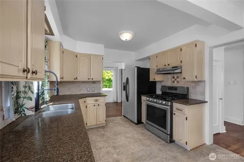 520 N Church Street Montesano WA 98563