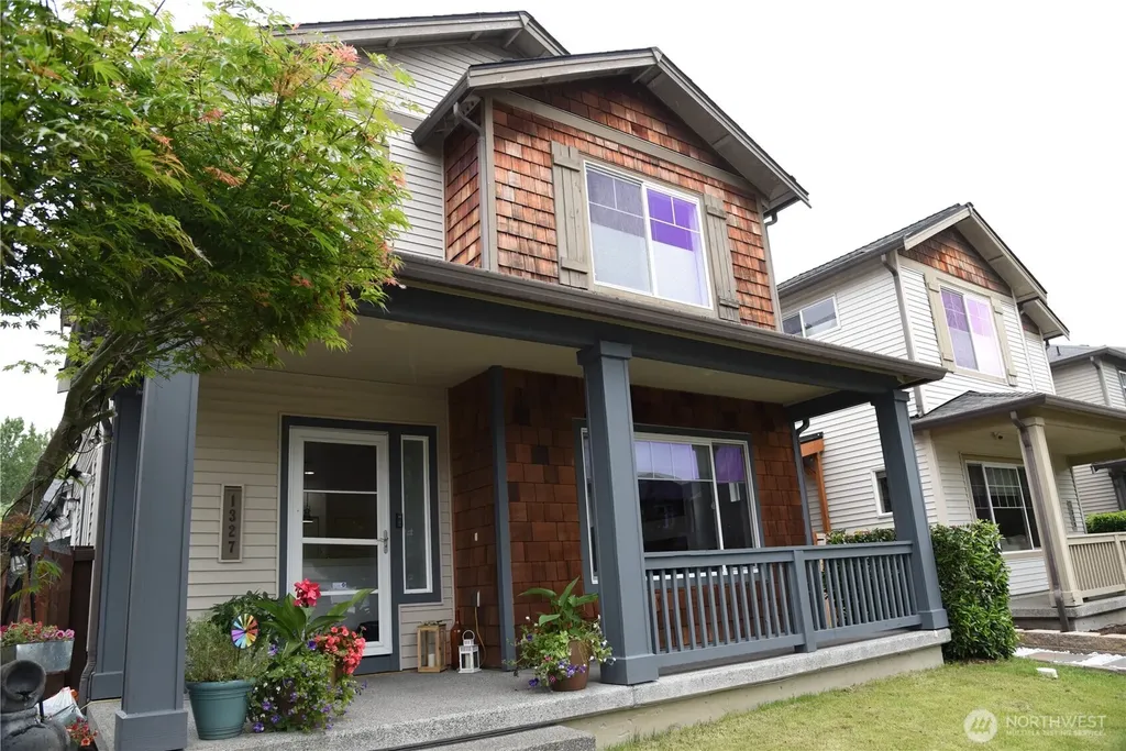 1327 42nd St NE Auburn WA 98002