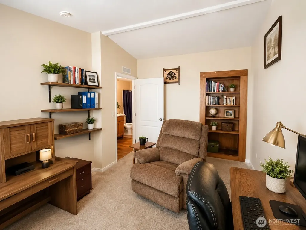 1611 E North Bay Road Allyn WA 98524