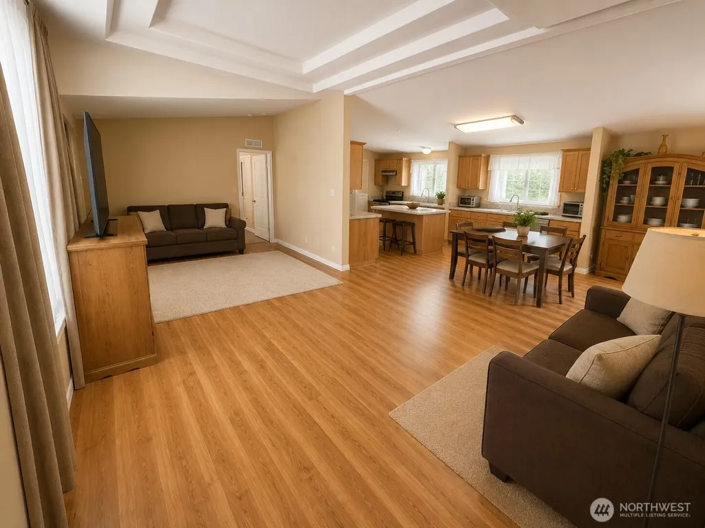 1611 E North Bay Road Allyn WA 98524