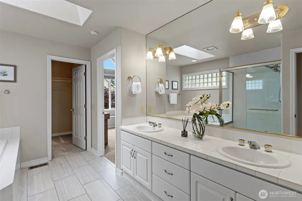 7323 Old Redmond Road Redmond WA 98052