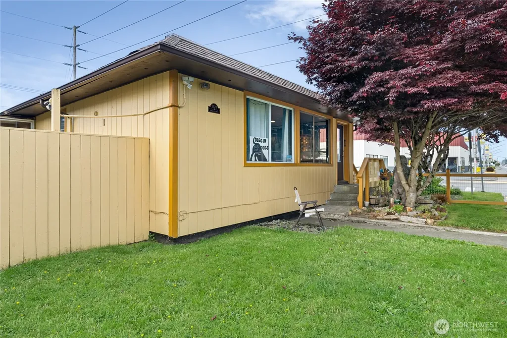 2523 Simpson Avenue Aberdeen WA 98520