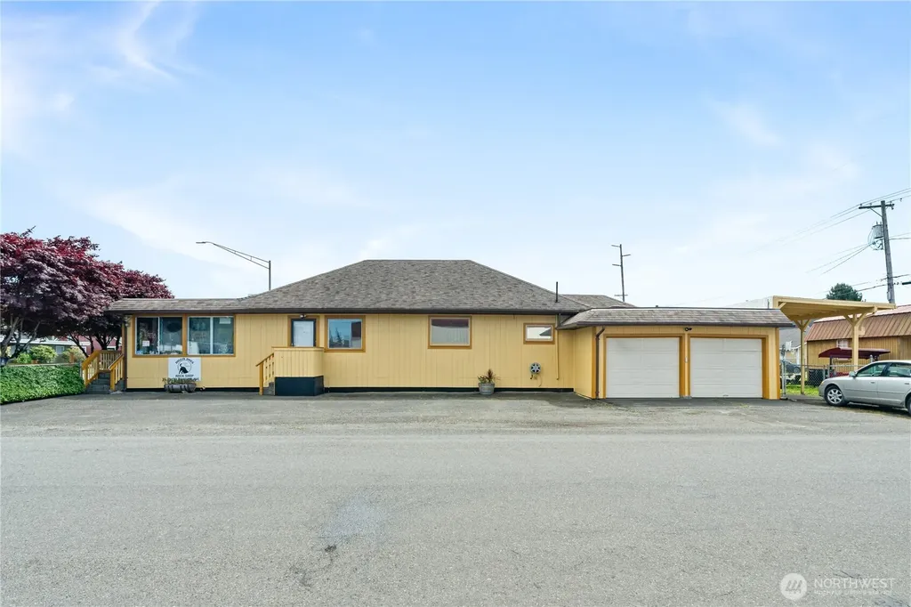 2523 Simpson Avenue Aberdeen WA 98520