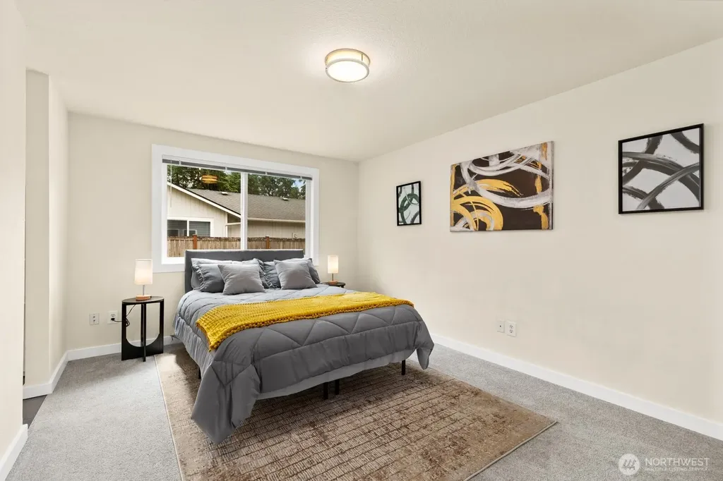 9802 117th Place NE Kirkland WA 98033