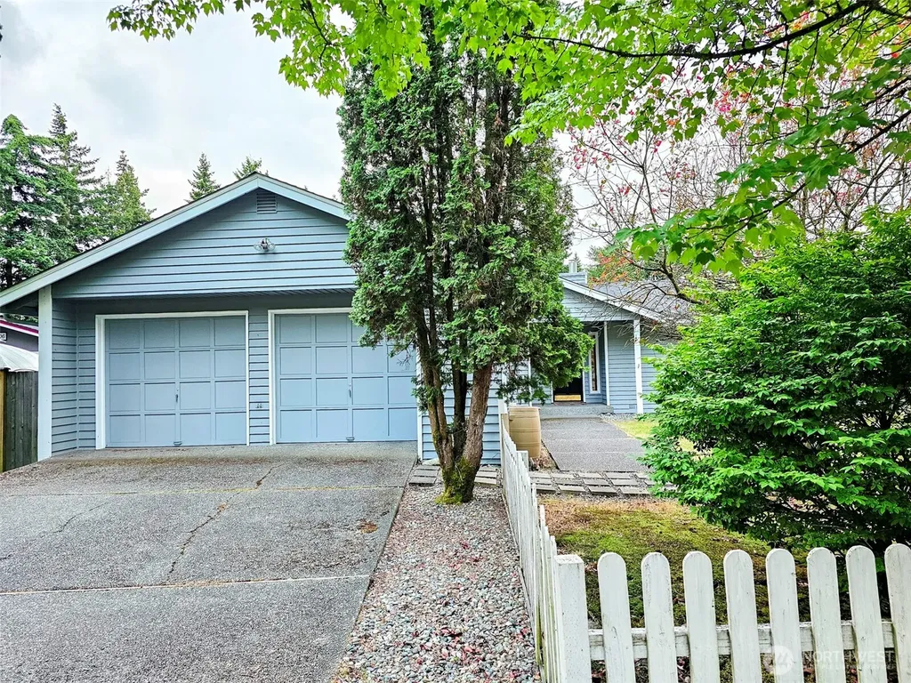 9802 117th Place NE Kirkland WA 98033