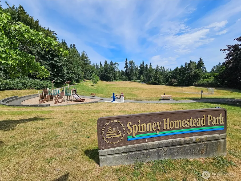 9802 117th Place NE Kirkland WA 98033