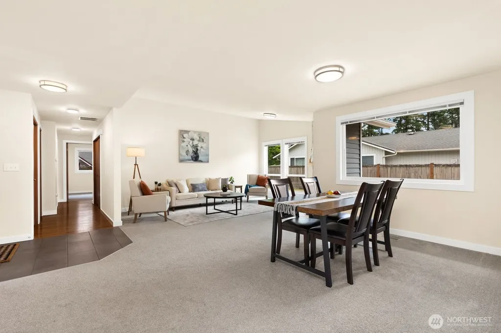 9802 117th Place NE Kirkland WA 98033