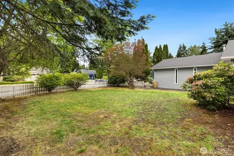 9802 117th Place NE Kirkland WA 98033