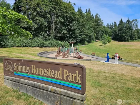 9802 117th Place NE Kirkland WA 98033