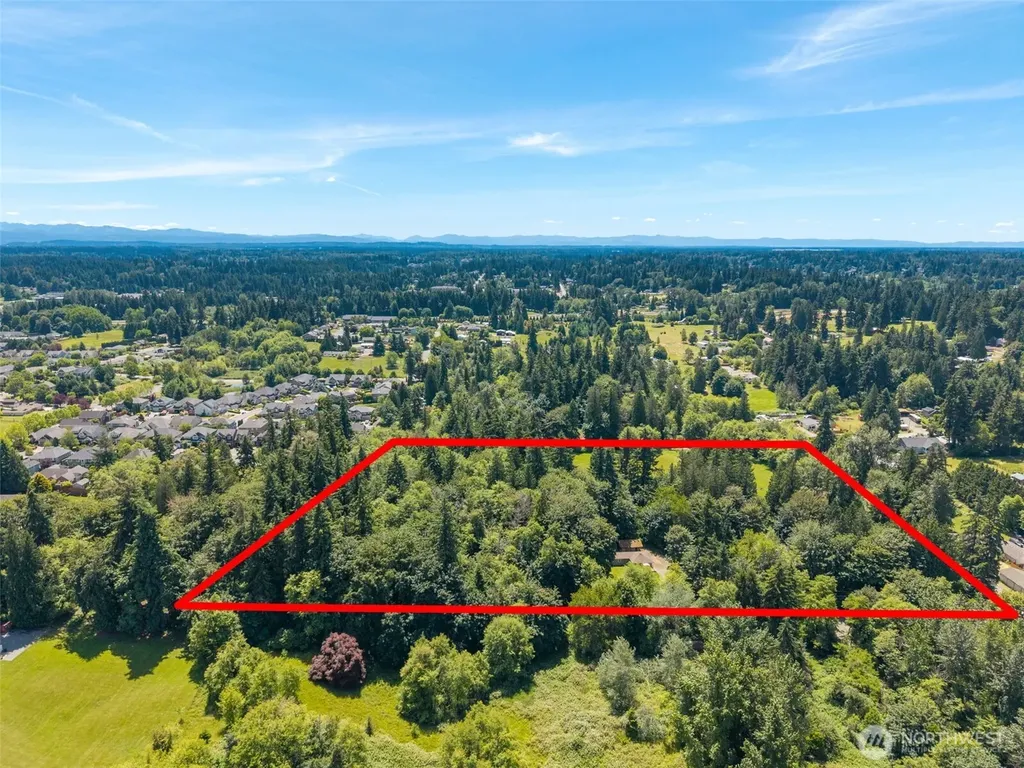 2703 25th Street SW Puyallup WA 98373