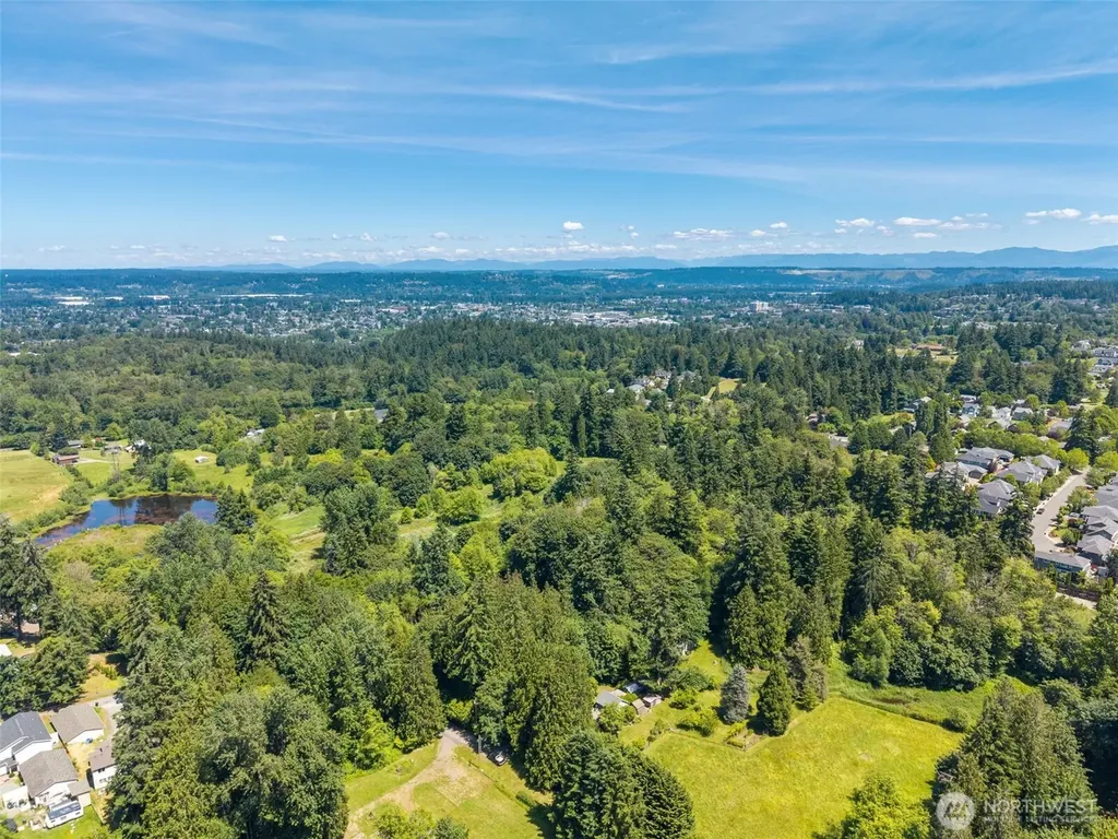 2703 25th Street SW Puyallup WA 98373