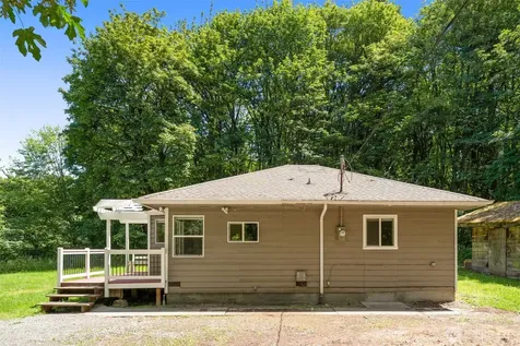 2703 25th Street SW Puyallup WA 98373