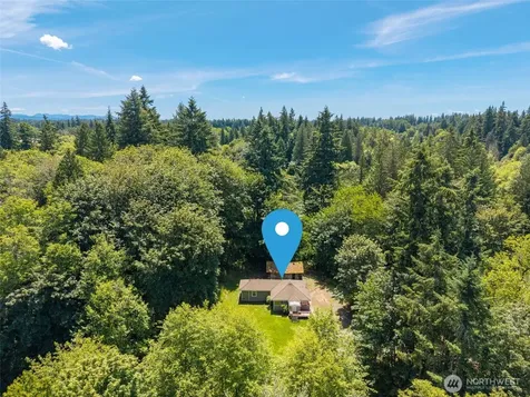 2703 25th Street SW Puyallup WA 98373