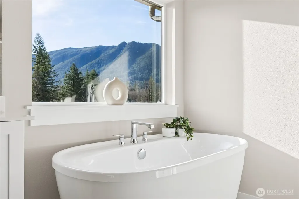 1165 Clearwater Way SE North Bend WA 98045
