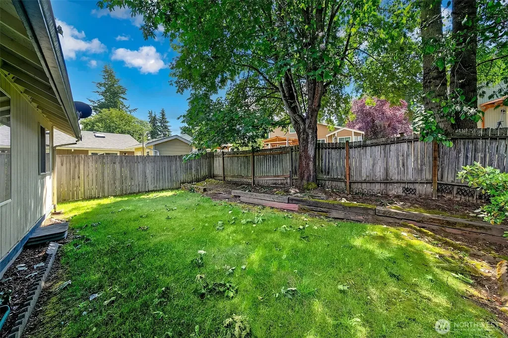 35011 27th Avenue SW Tacoma WA 98023