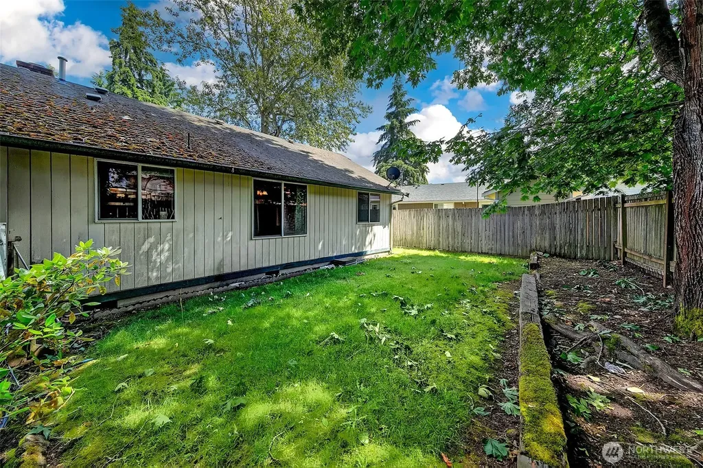 35011 27th Avenue SW Tacoma WA 98023