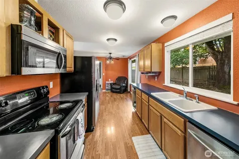 35011 27th Avenue SW Tacoma WA 98023