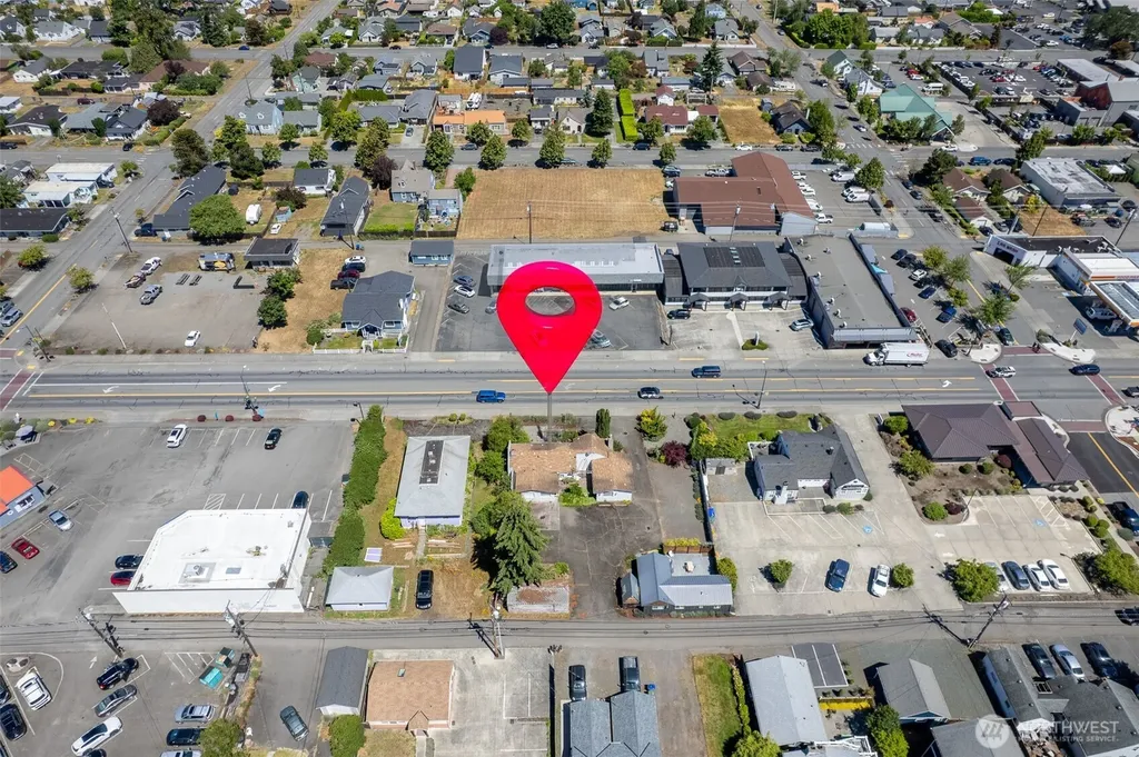 243 W Washington Street Sequim WA 98382