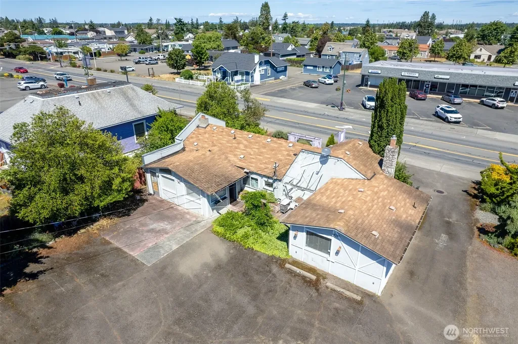 243 W Washington Street Sequim WA 98382
