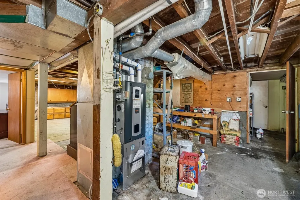 8812 Dibble Avenue NW Seattle WA 98117