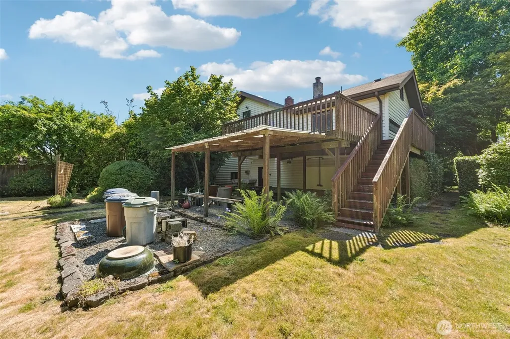8812 Dibble Avenue NW Seattle WA 98117