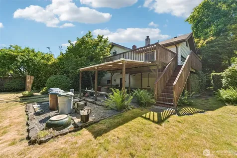 8812 Dibble Avenue NW Seattle WA 98117