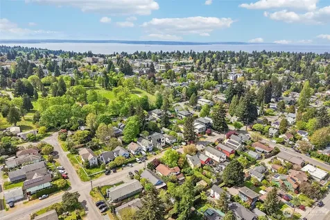 8812 Dibble Avenue NW Seattle WA 98117