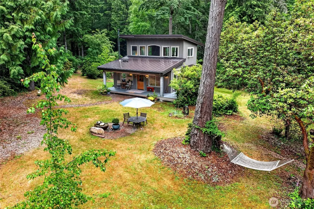9615 Otso Point Road Anderson Island WA 98303