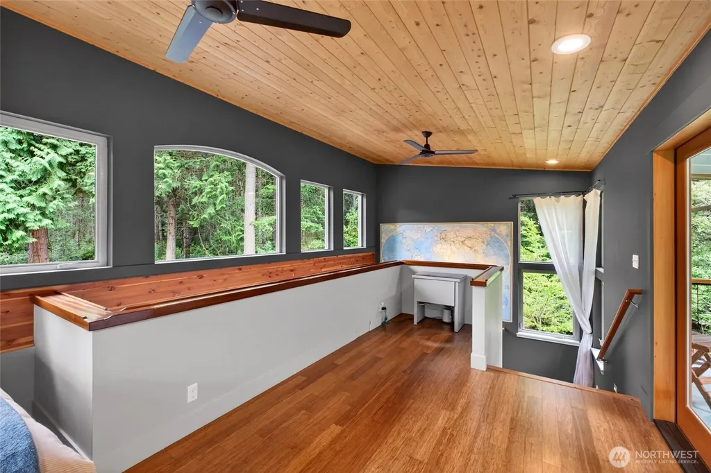 9615 Otso Point Road Anderson Island WA 98303