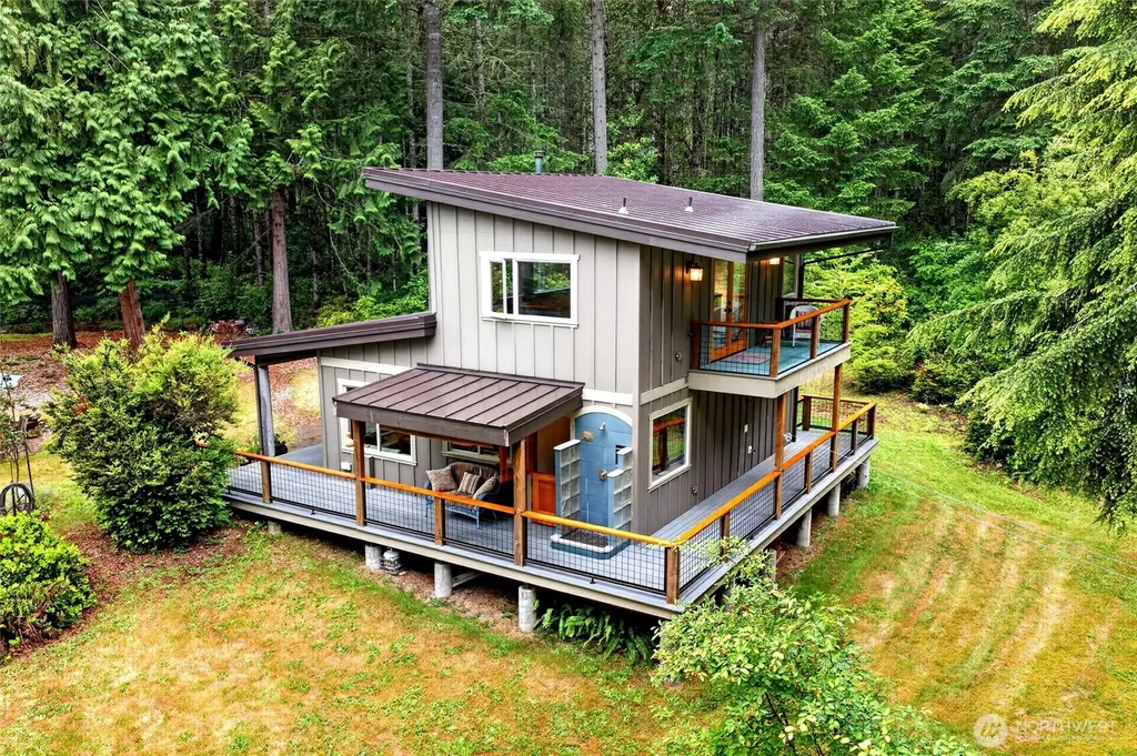 9615 Otso Point Road Anderson Island WA 98303