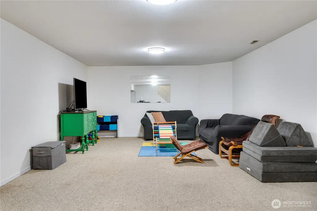6510 45th Street W University Place WA 98466