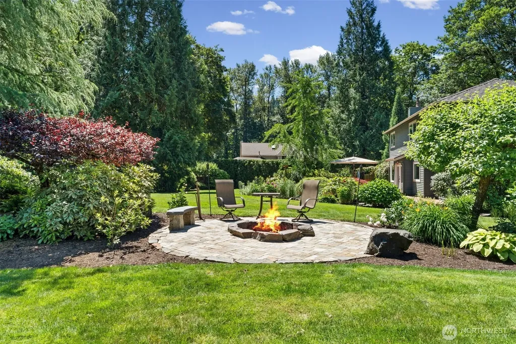 15310 163rd Court SE Renton WA 98058