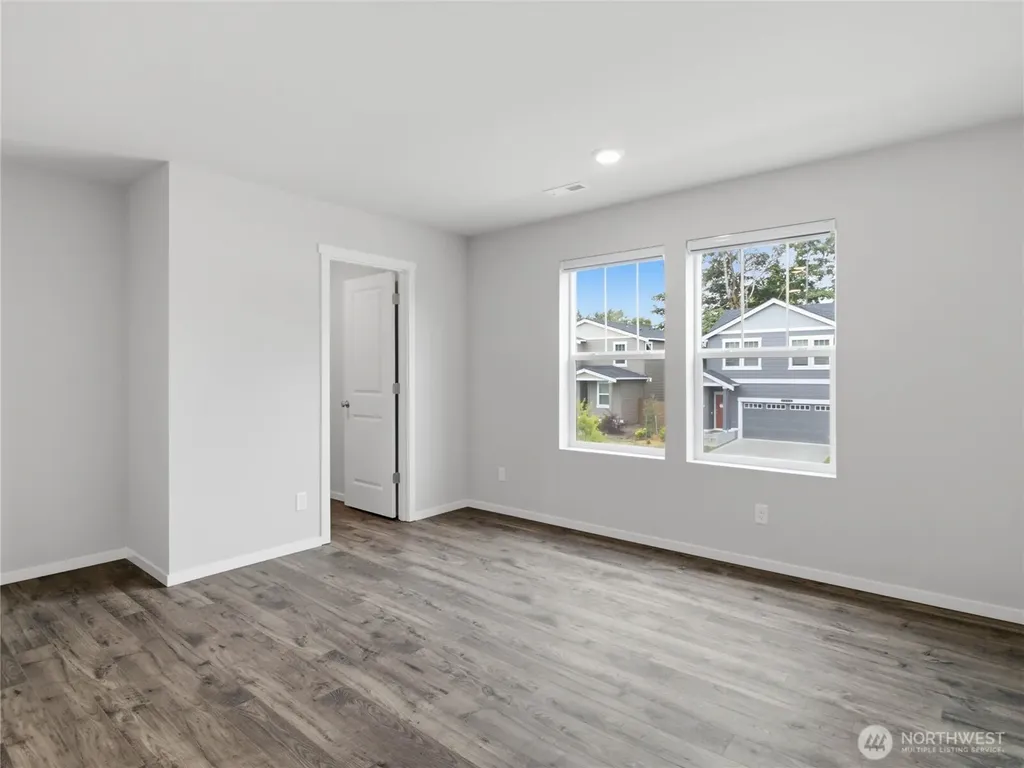 4252 Savannah Loop NE Olympia WA 98516