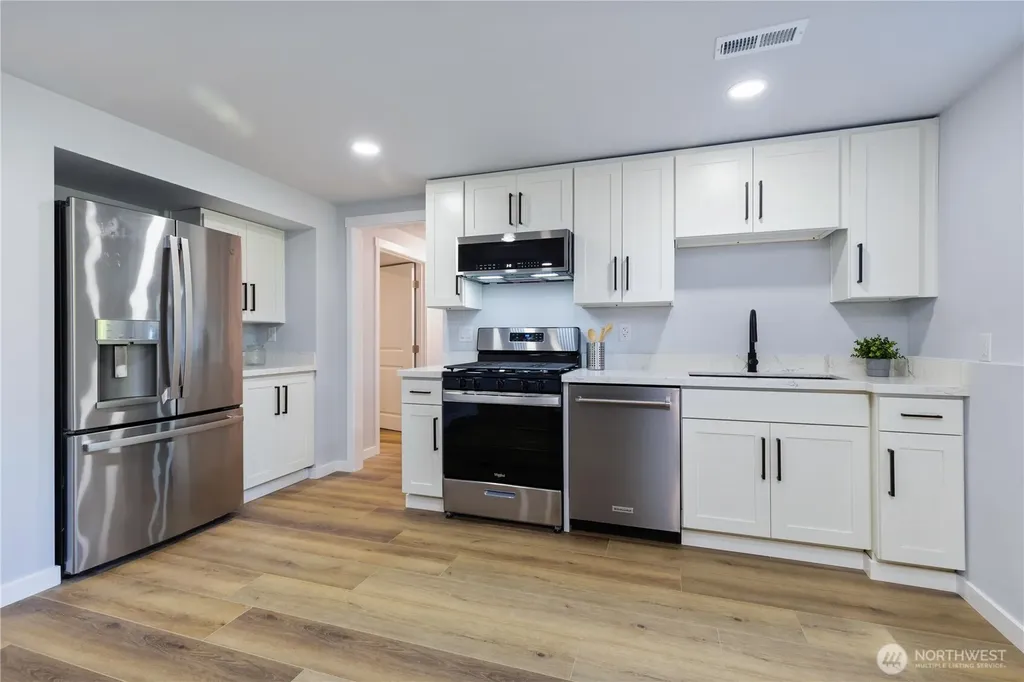 4327 184th Street SW Lynnwood WA 98037