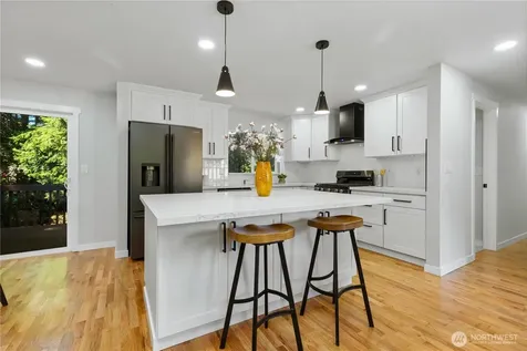 4327 184th Street SW Lynnwood WA 98037