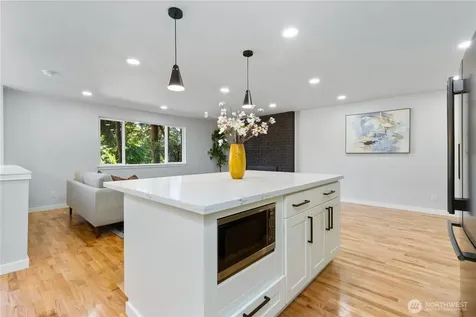 4327 184th Street SW Lynnwood WA 98037