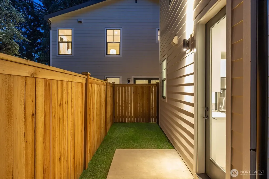 9210 116th Avenue NE Kirkland WA 98033