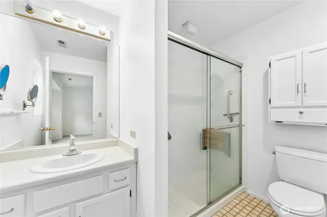 22215 SE 42nd Lane Issaquah WA 98029