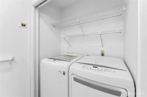 22215 SE 42nd Lane Issaquah WA 98029