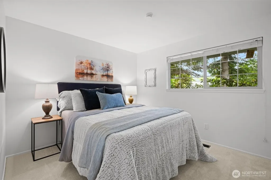 7624 141st Avenue NE Redmond WA 98052