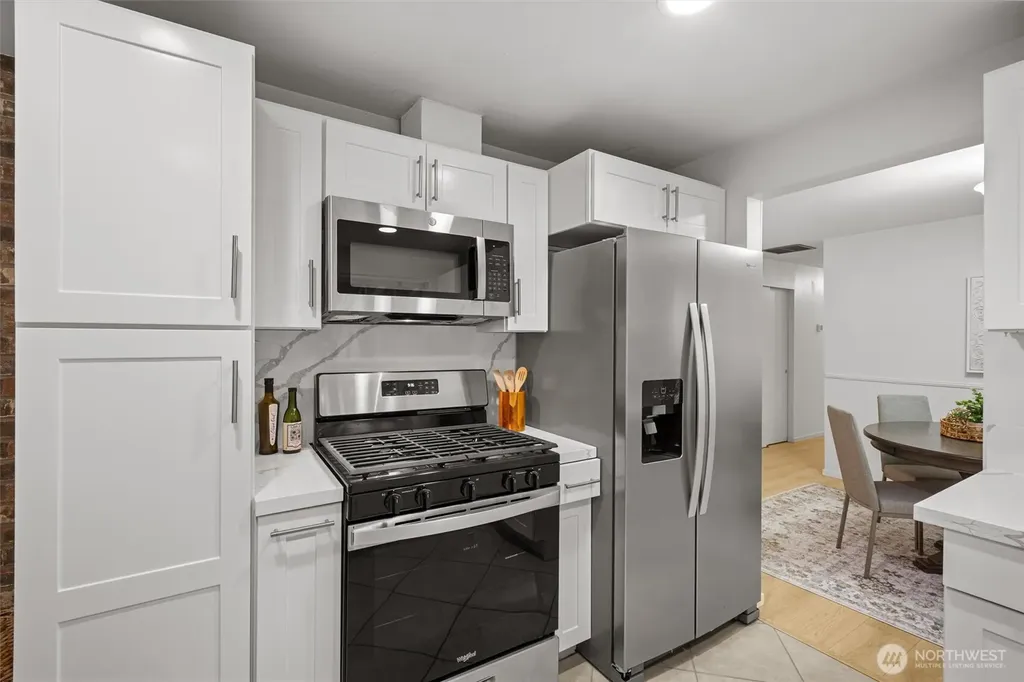 7624 141st Avenue NE Redmond WA 98052