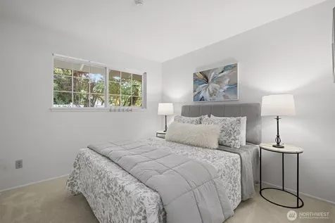 7624 141st Avenue NE Redmond WA 98052