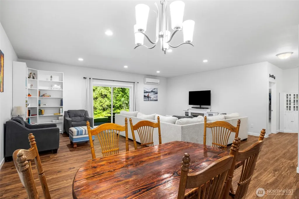 8738 Timberland Court Concrete WA 98237